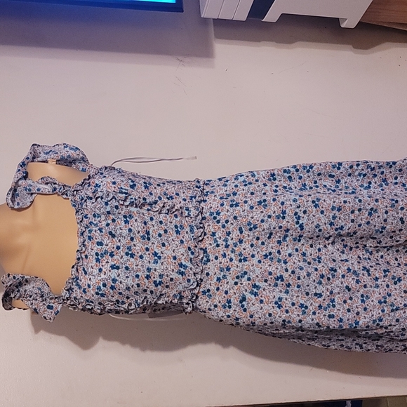 B Darlin Dresses & Skirts - NWT B. Darlin bold floral dress sz 7/8